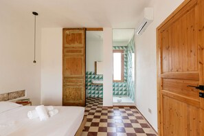 3 habitaciones, tabla de planchar con plancha y wifi gratis 