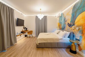 Deluxe Double Room, Garden View | In-room safe, blackout curtains, soundproofing, iron/ironing board