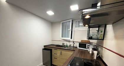 Beautiful apartment just a few meters from the Bernabeu, fully equipped for couples.