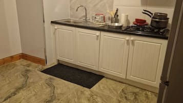 Nhà, 3 phòng ngủ, phù hợp cho người khuyết tật, hút thuốc | Nội thất