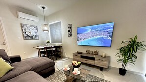 Ảnh chưa phân loại, 3 trong số 56 ảnh, nút