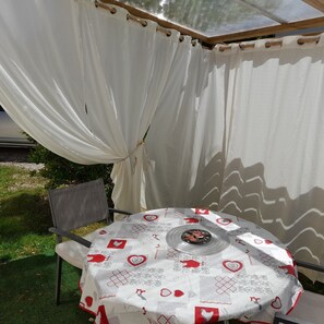 Buiten dineren