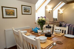 Dining - Orchid Cottage, Aberporth (Aberporth)