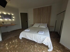 Rum - 2 sovrum - rökare - balkong | 2 sovrum och ljudisolering