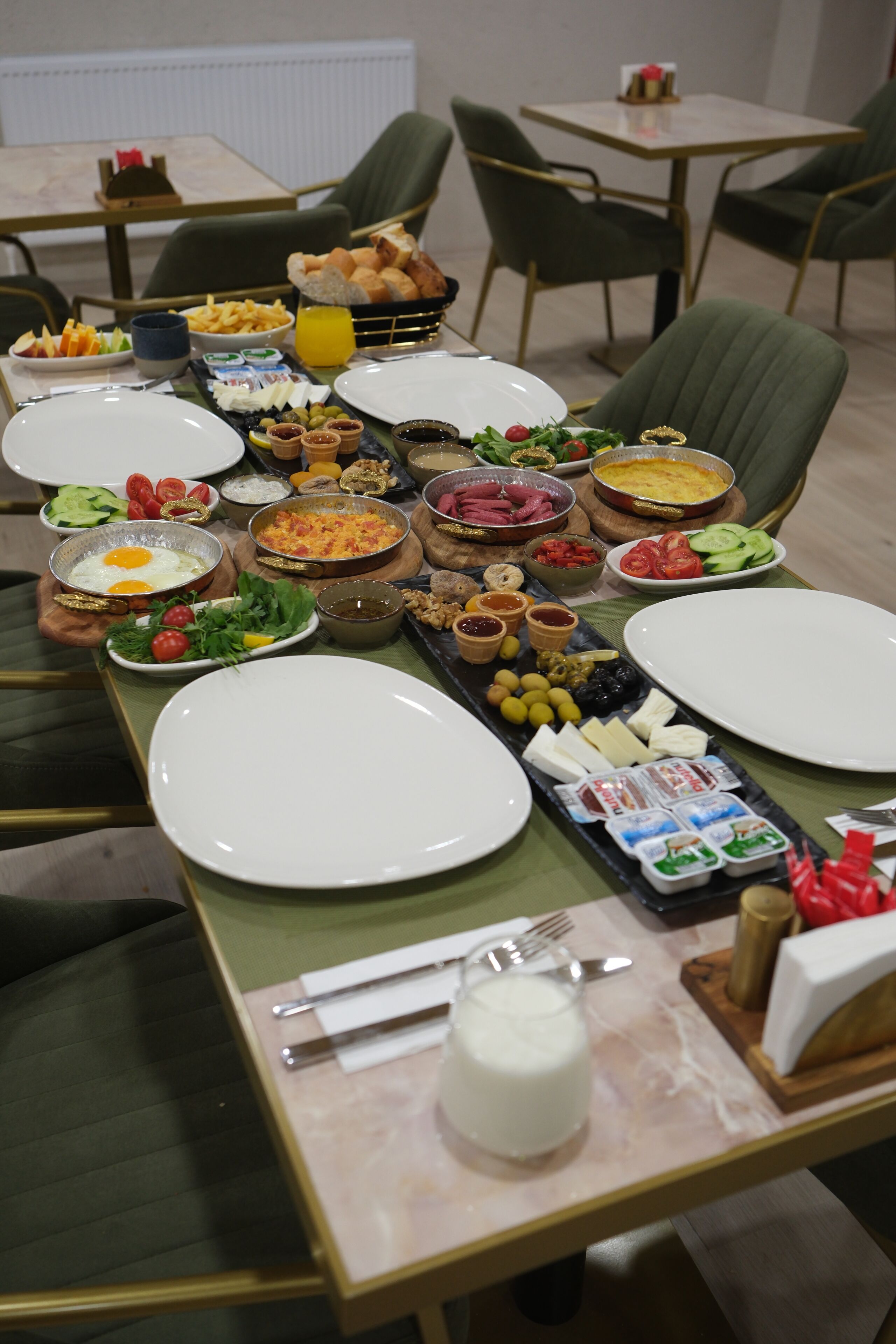 Desayuno completo incluido todos los días 