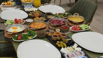 Desayuno completo incluido todos los días