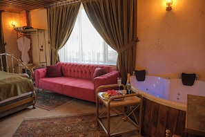 Superior Double Room, 1 King Bed with Sofa bed, Housekeeping, Garden View | 1 bedroom, Egyptian cotton sheets, premium bedding, Select Comfort beds