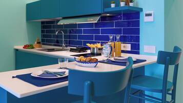 Kühlschrank, Mikrowelle, Geschirrspüler