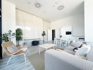 Apartment | Living area