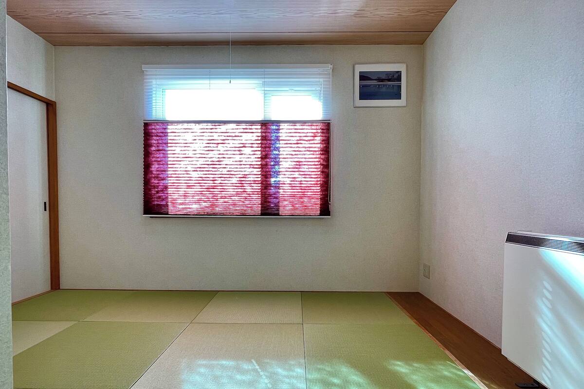 Basic Twin Room, Non Smoking, Housekeeping | Free WiFi