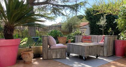Villa 130 m² with swimming pool & large garden - Ideal for a quiet stay