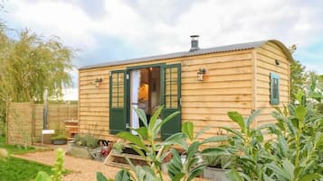 Cabin | Exterior