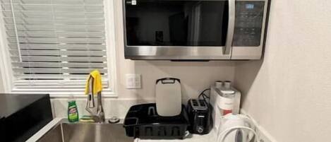 Kühlschrank, Mikrowelle