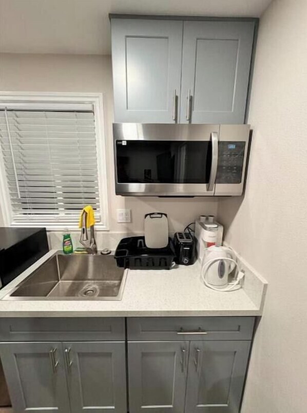 Fridge, microwave - Newly Renovated Studio with Free Gated Parking F (El Monte)