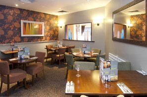 International cuisine - Premier Inn London Wembley Park (Wembley)