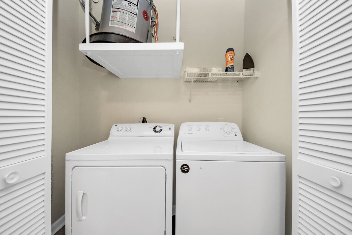 Photo 29 of Comfortable 2-bedroom apartment with High Speed WiFi in S Central Houston