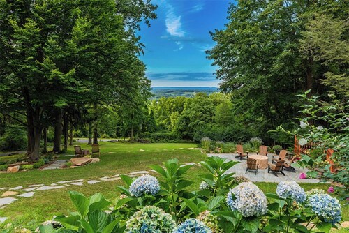 The South Mountain Inn