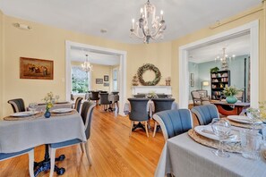 รวมอาหารเช้าสไตล์อังกฤษเต็มรูปแบบ ทุกวัน