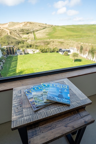 Stunning contemporary house amongst the dunes in Holywell Bay