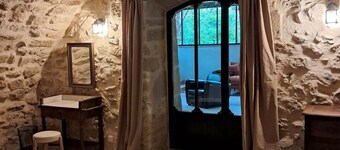 “The Old Disco” Suite