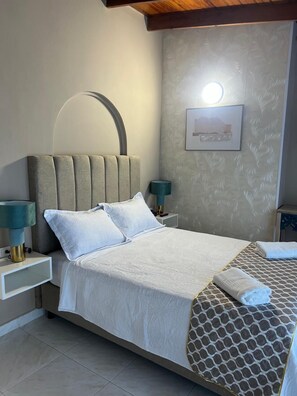 Triple Room, Pool View