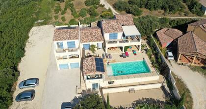 Vue imprenable sur Uzes et les Cévennes