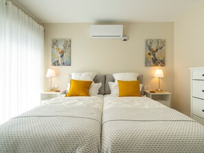 1 Schlafzimmer, BĂŒgeleisen/BĂŒgelbrett, kostenloses WLAN, BettwĂ€sche