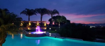 AVALON COUNTRY CLUB APARTMENT, SANTA ANA, COSTA RICA.