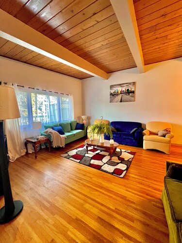 Charming & Spacious 2BR Upper Suite | Large Kitchen w/Private Entry & Deck