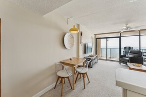 TV - NEW! Stunning Ocean Views from the 10th Floor (North Myrtle Beach)