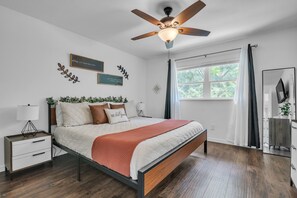 2 soverom, reiseseng for barn, wi-fi og sengetøy