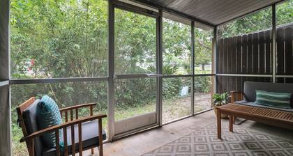 NEW! Be Our Guest - Cozy Townhome near Downtown Ocala