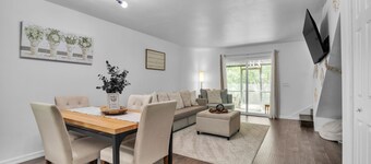 NEW! Be Our Guest - Cozy Townhome near Downtown Ocala