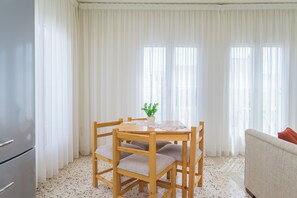 用餐
