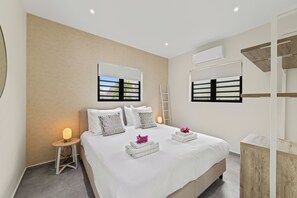 3 bedrooms, in-room safe, free WiFi