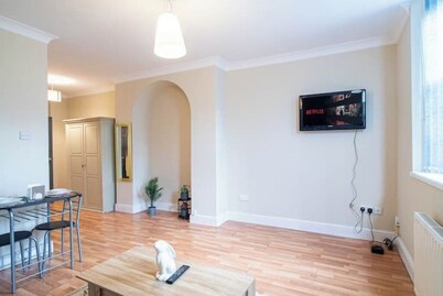 Modern Stylish 1 Bedroom Home