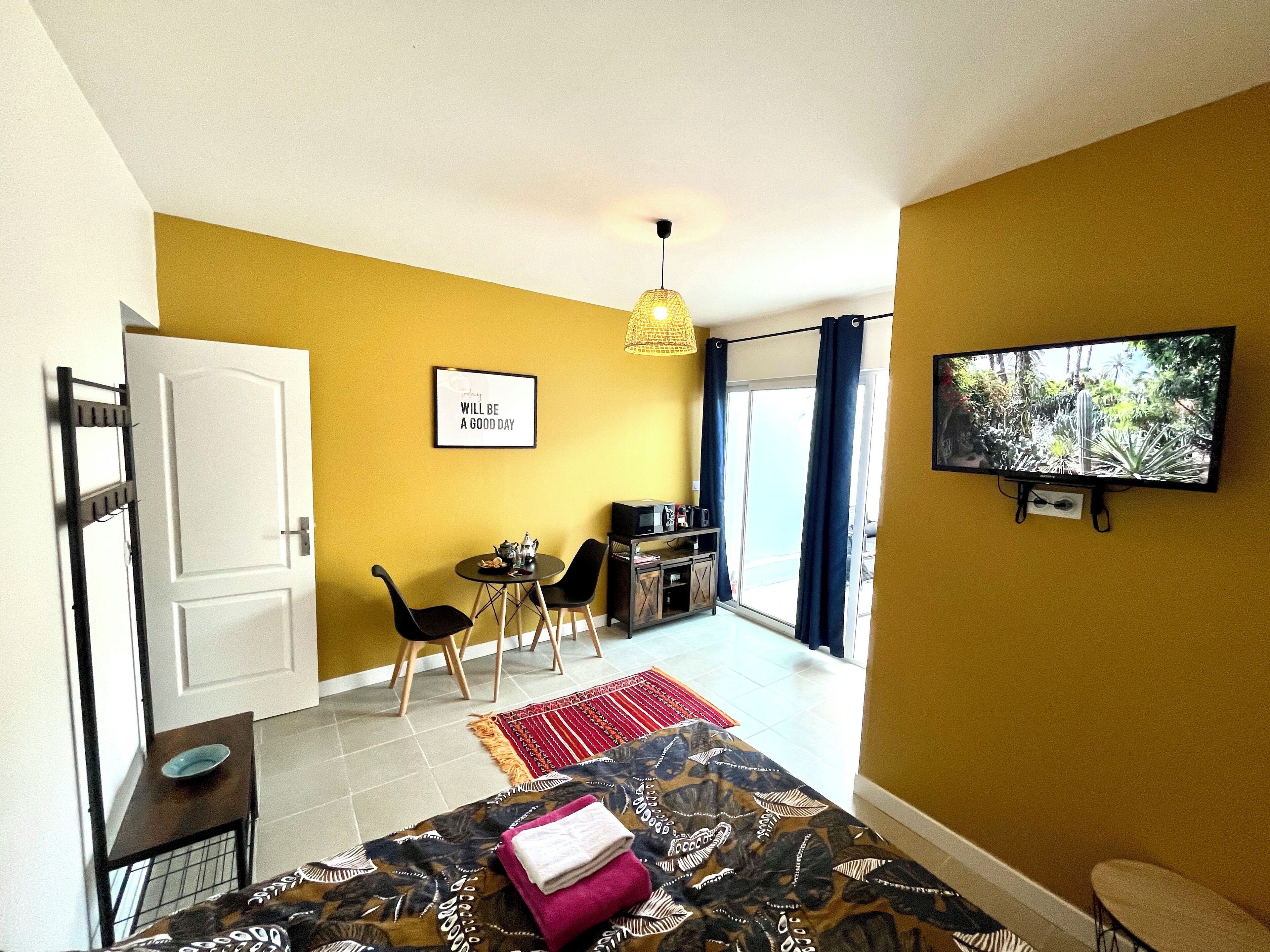 1 bedroom, WiFi, bed sheets