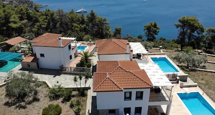 Anemologio Villas
Villa Ostria