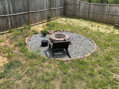 Cozy nest on Hummingbird