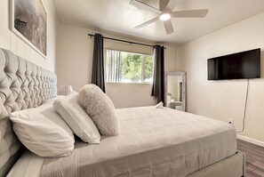 2 bedrooms, iron/ironing board, free WiFi, bed sheets