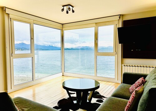 Oasis apartment on the Nahuel Huapi Lake