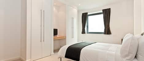 2 slaapkamers, een strijkplank/strijkijzer, wifi, beddengoed