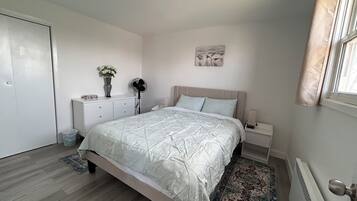 1 chambre, coffres-forts dans les chambres, bureau