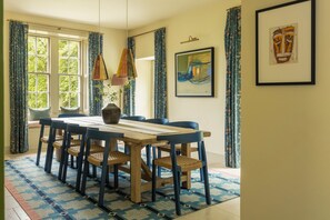 Stable Park | Privat køkken | Køleskab/fryser i fuld størrelse, mikrobølgeovn, ovn, kogeplade