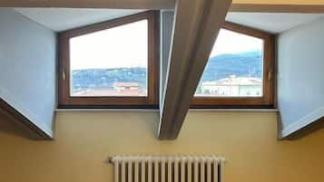 Camera tripla, non fumatori, angolo cottura | Wi-Fi gratuito, lenzuola