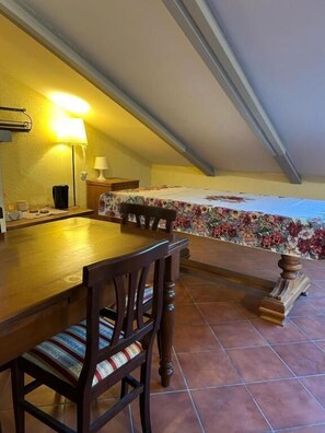 Triple Room, Non Smoking, Kitchenette | Living area