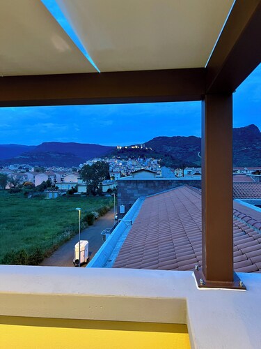 SkyView Apartment in BOSA