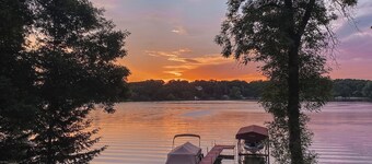 Charming cabin getaway just 1 hour from MPLS
