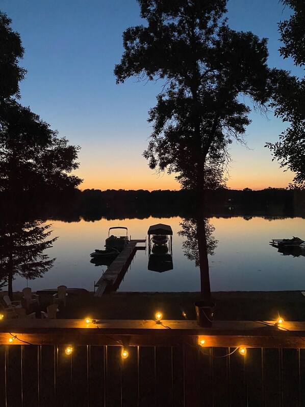 المنطقة المحيطة بالمنشأة