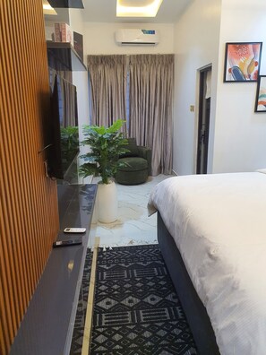 1 chambre, chambres insonorisées, fer et planche à repasser